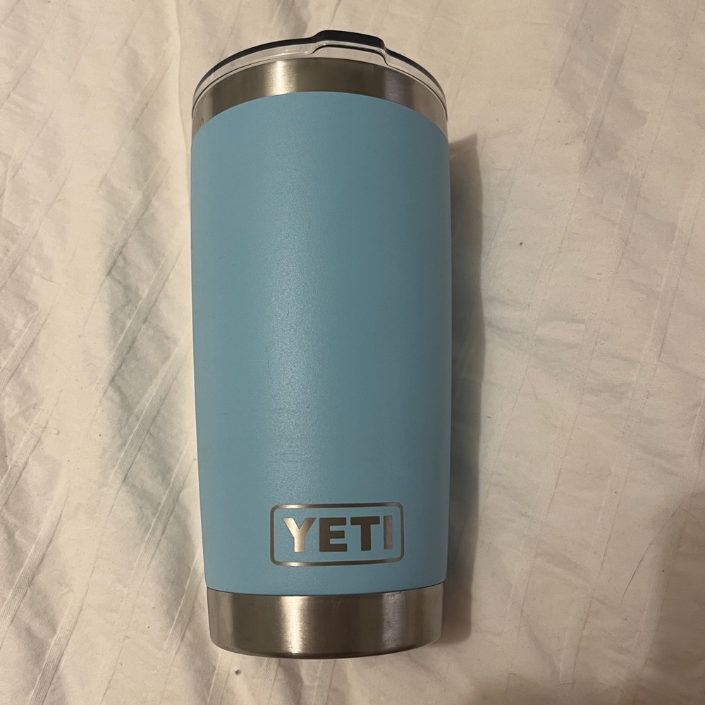 Yeti 20 oz mug